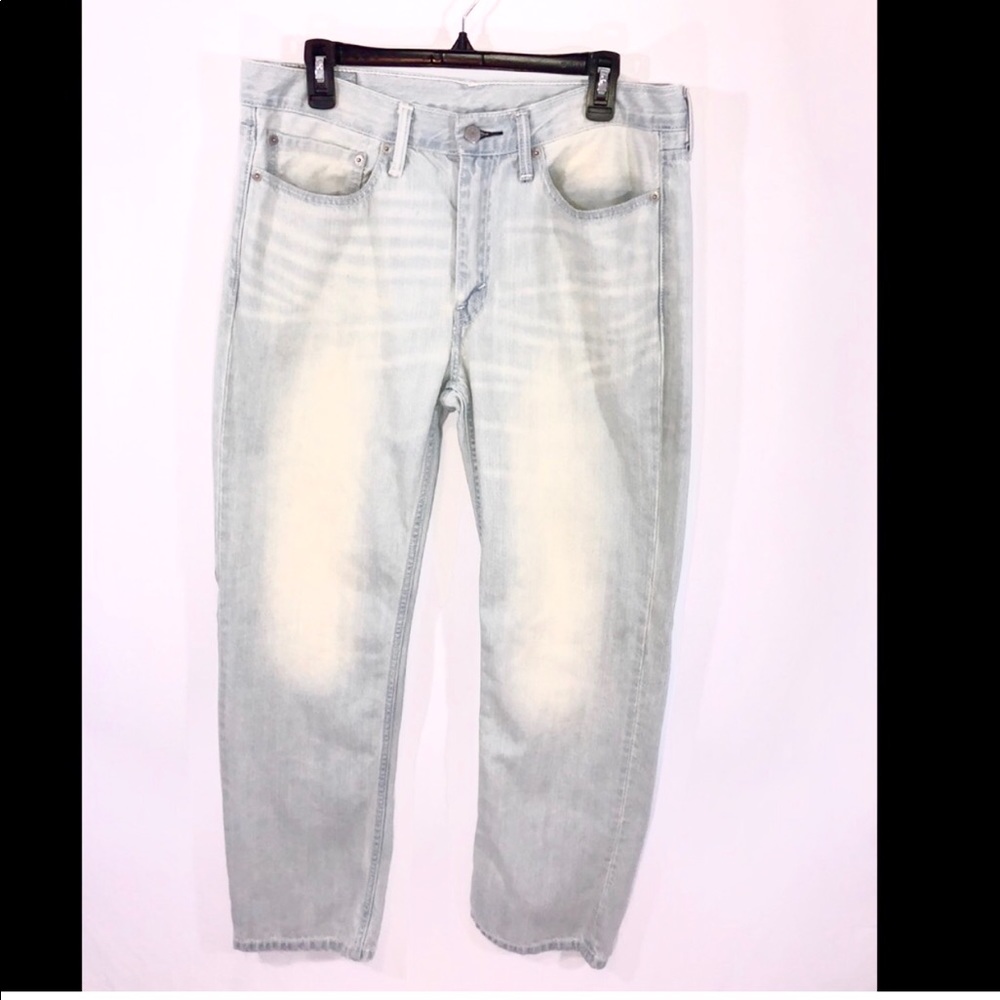 Men’s light stone wash Levi’s Jeans